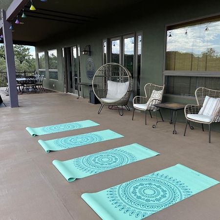 Close To Fresh Creek! Sleeps 12 ~ Amazing Views W/Serene Open Space ~ Hot Tub + Game Room ~ Trails Outside Sedona Ngoại thất bức ảnh