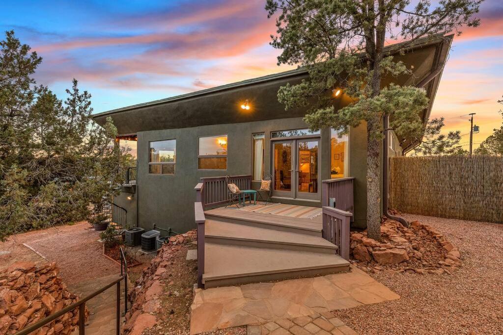 Close To Fresh Creek! Sleeps 12 ~ Amazing Views W/Serene Open Space ~ Hot Tub + Game Room ~ Trails Outside Sedona Ngoại thất bức ảnh