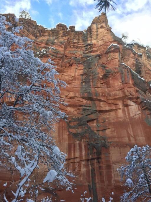 Close To Fresh Creek! Sleeps 12 ~ Amazing Views W/Serene Open Space ~ Hot Tub + Game Room ~ Trails Outside Sedona Ngoại thất bức ảnh